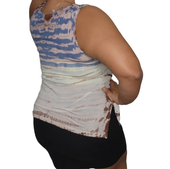 XCVI Tie Dye Short Sleeve Blouse Brown Blue Sz S - Picture 2 of 10